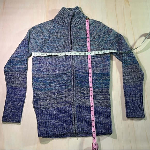 Eddie Bauer Women’s XS Zip Sweater Multicolored - Picture 2 of 3